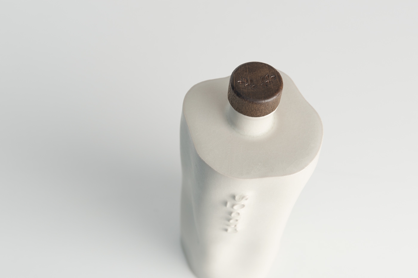 橄欖樹樹干創意食品瓶型包裝設計